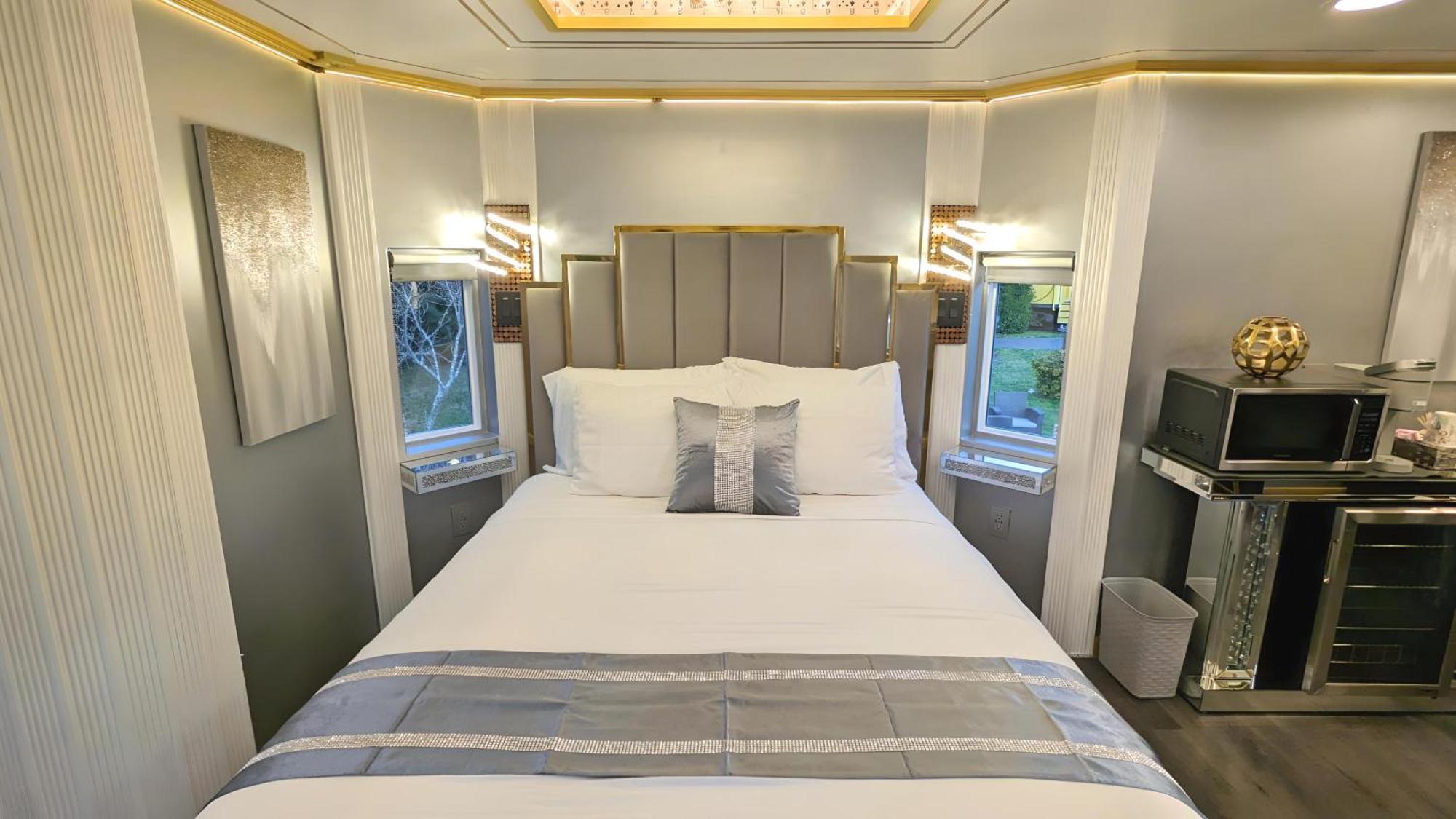 Olympic Railway Inn Sequim Bilik gambar