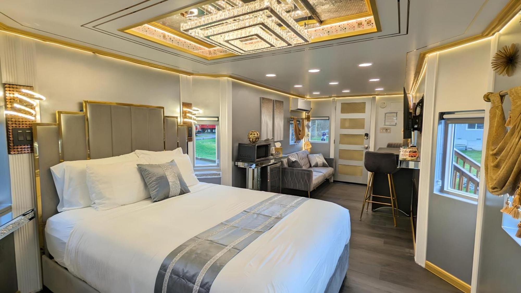 Olympic Railway Inn Sequim Bilik gambar