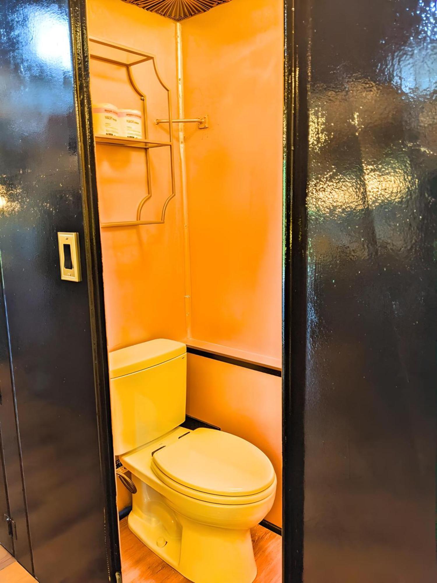 Olympic Railway Inn Sequim Bilik gambar
