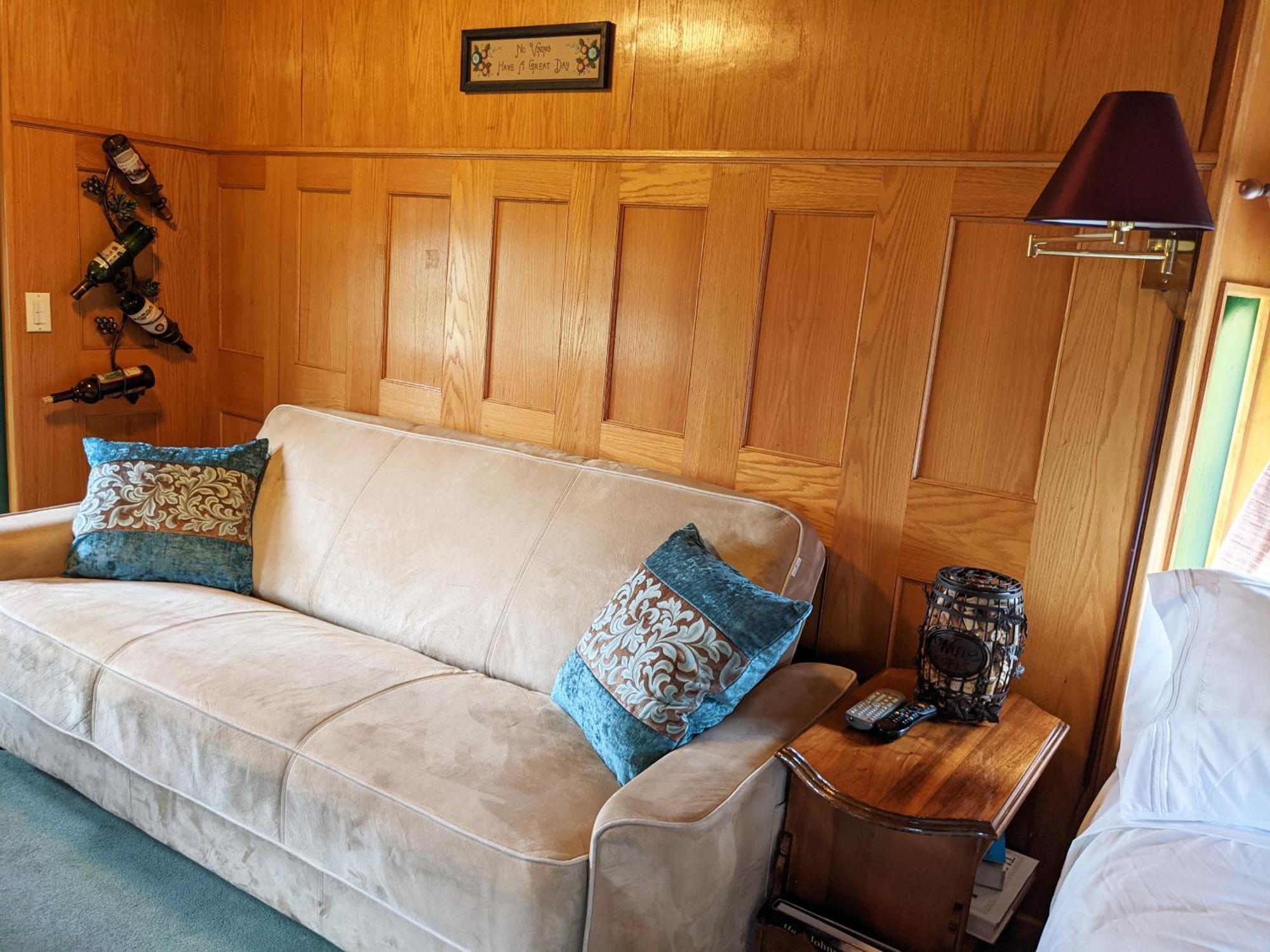 Olympic Railway Inn Sequim Bilik gambar