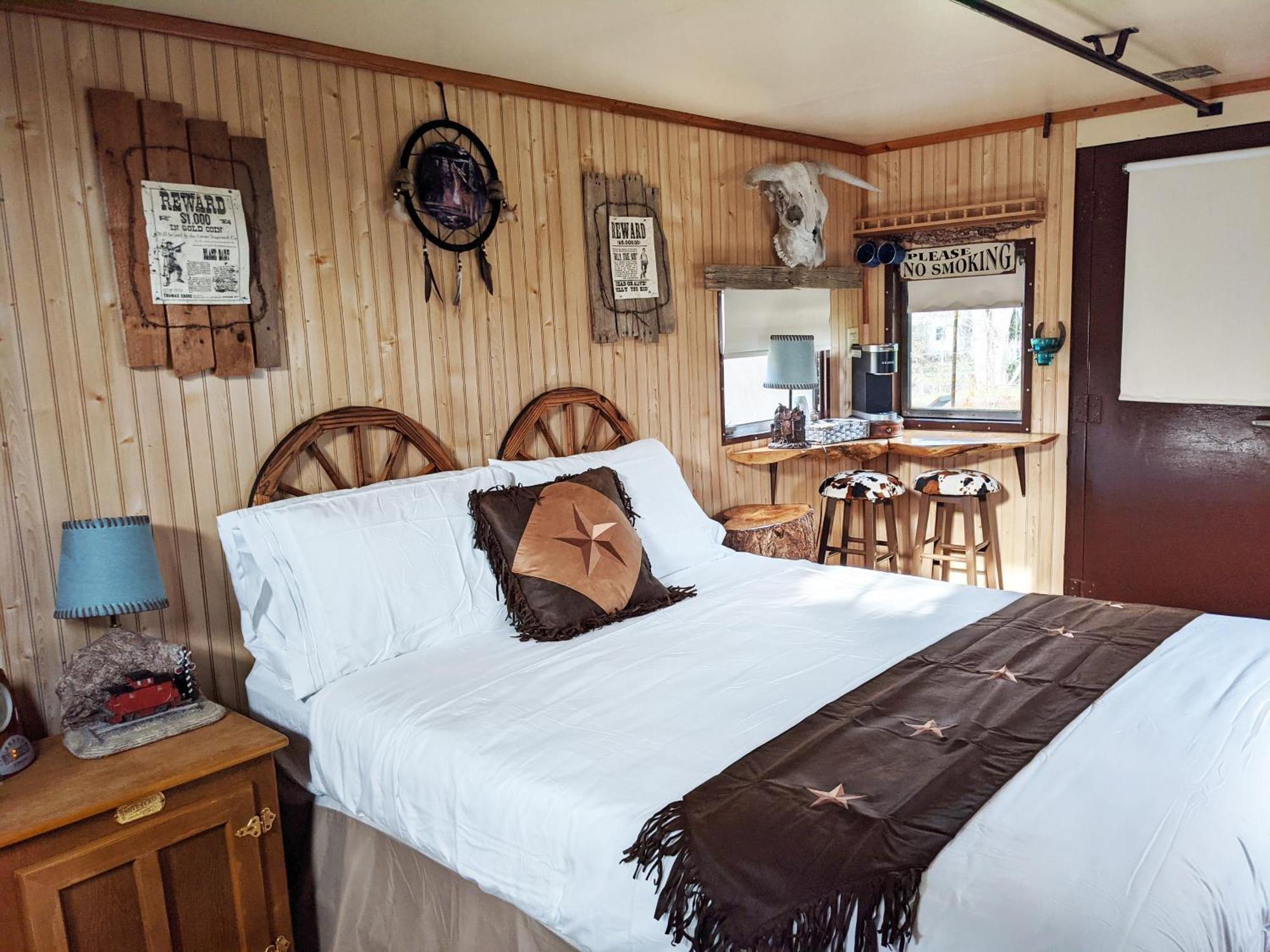 Olympic Railway Inn Sequim Bilik gambar