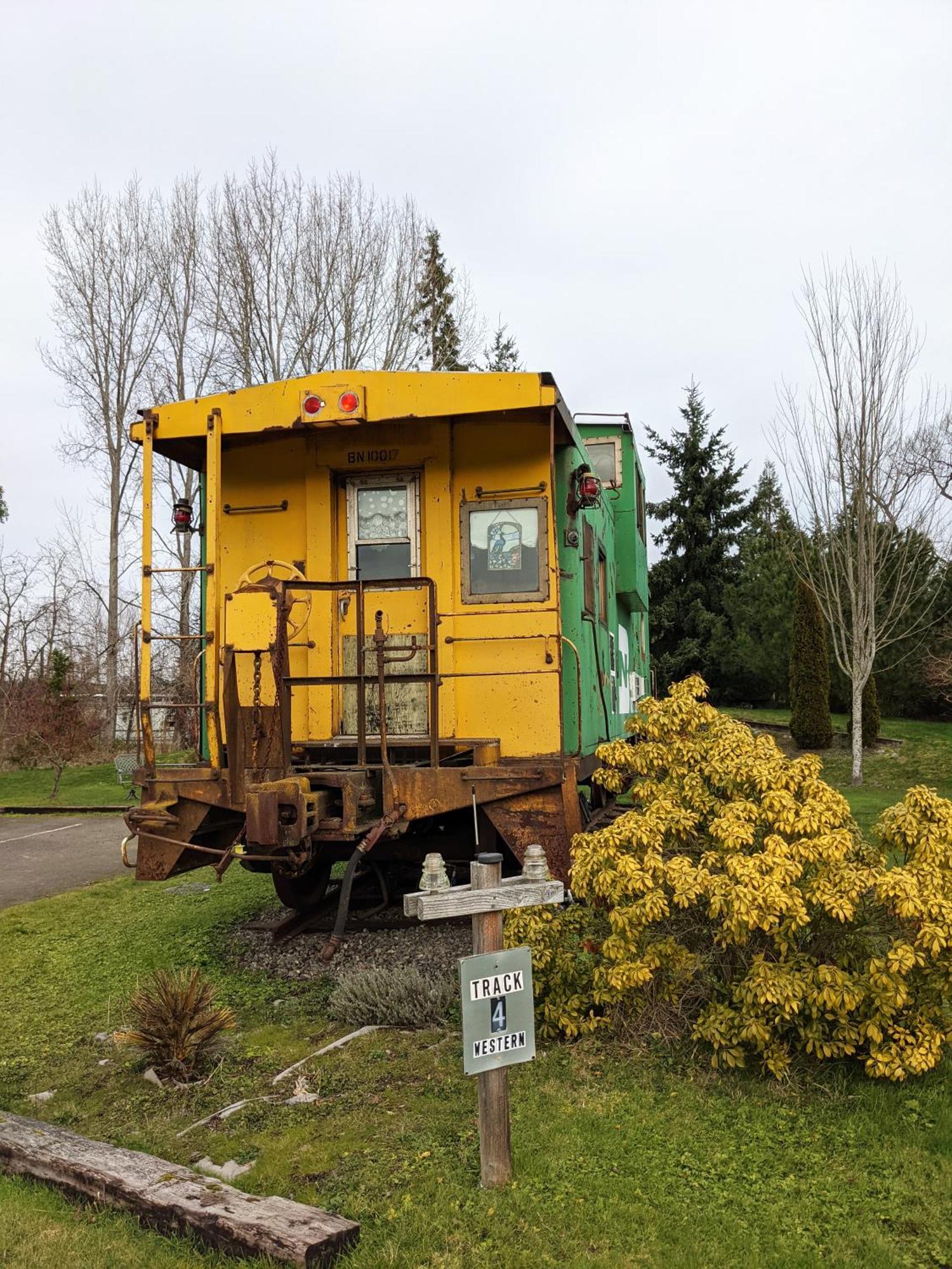 Olympic Railway Inn Sequim Bilik gambar